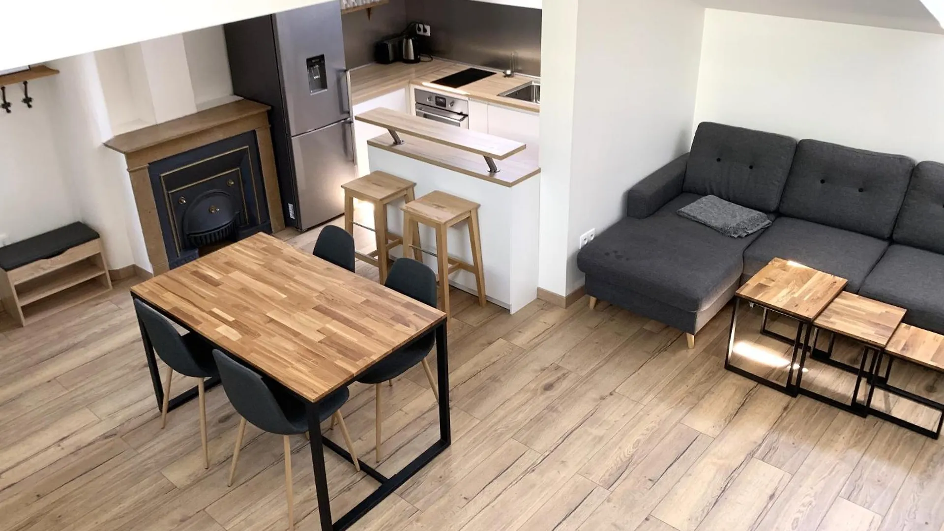 Very Cosy And Quiet One Bedroom Flat In Part Dieuの連絡先